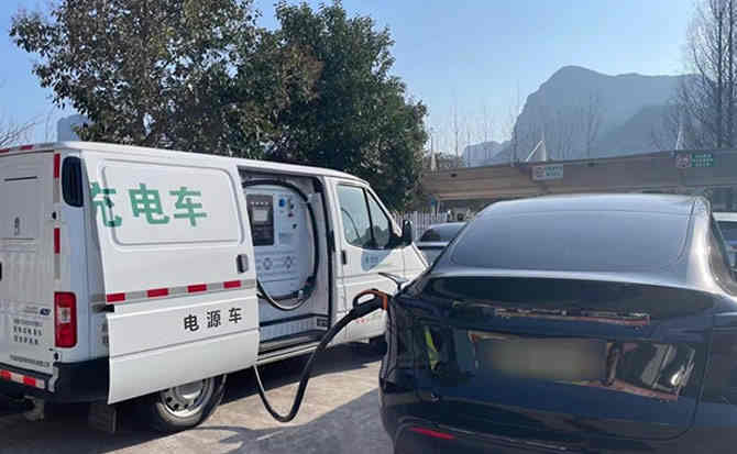 亭湖区汽车搭电